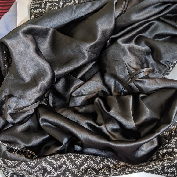 Antonio Melani Black & Gray Chevron Sleeveless Sweater Midi Dress - size 14 - Picture 10 of 12